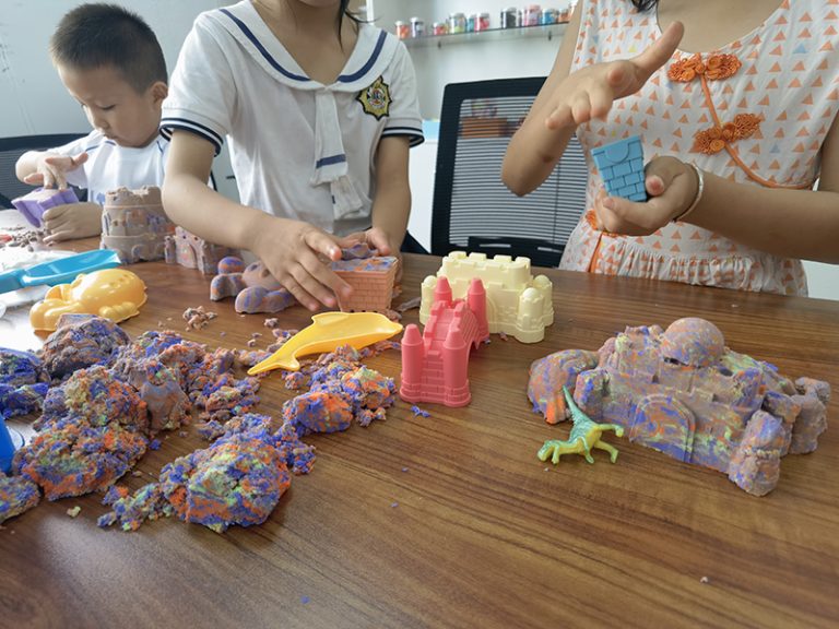 Jiade afternoon tea time！Toiletries and toys factory CHINA