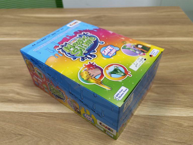 What is the packaging for the slime toy set?